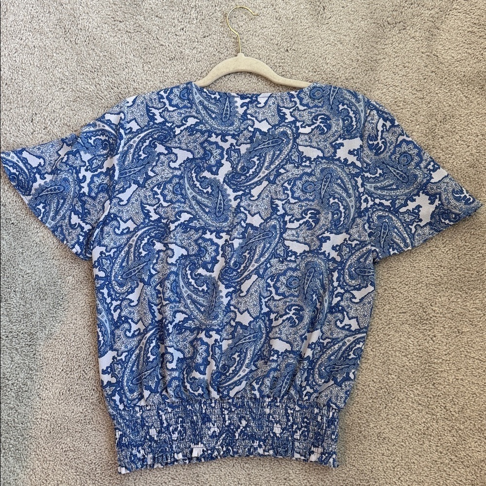 Michael Kors Blue Paisley V-Neck Blouse Size M - Picture 3 of 5